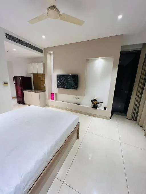 Luxury Studios Key 6 Γκουργκάον Διαμέρισμα