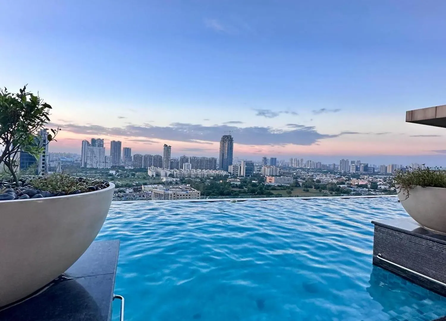 Luxury Studios Key 6 Γκουργκάον Διαμέρισμα