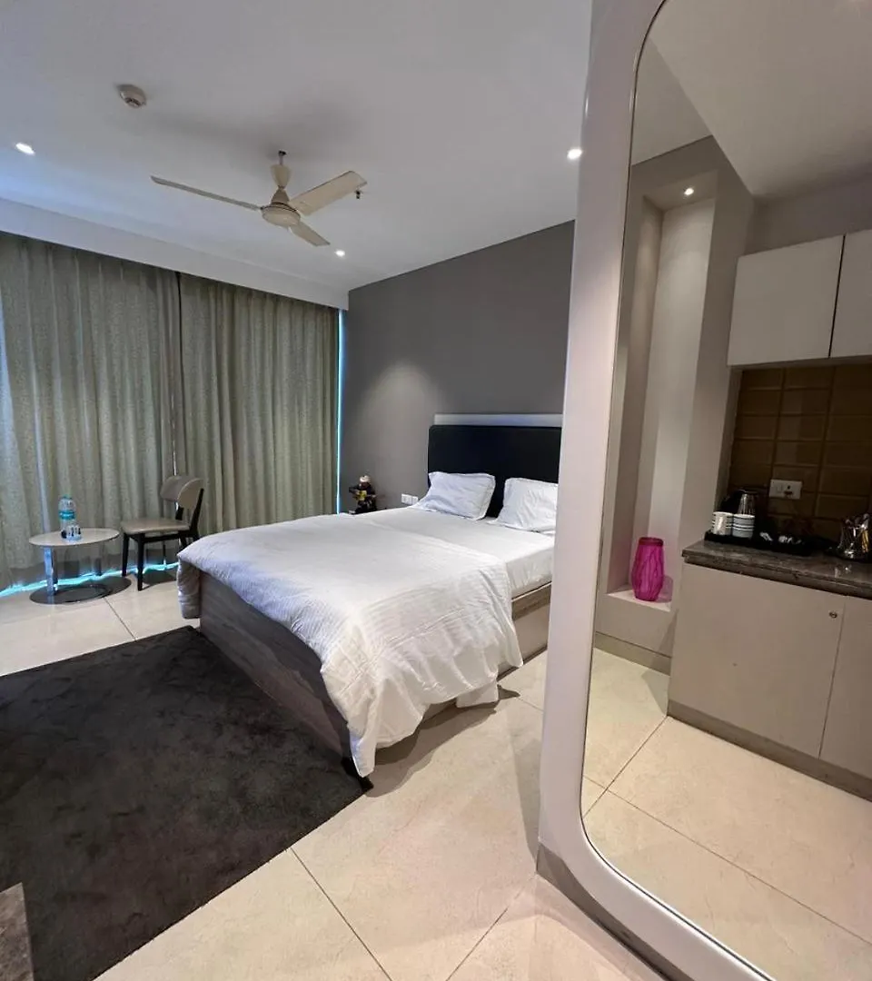 Luxury Studios Key 6 Γκουργκάον Διαμέρισμα